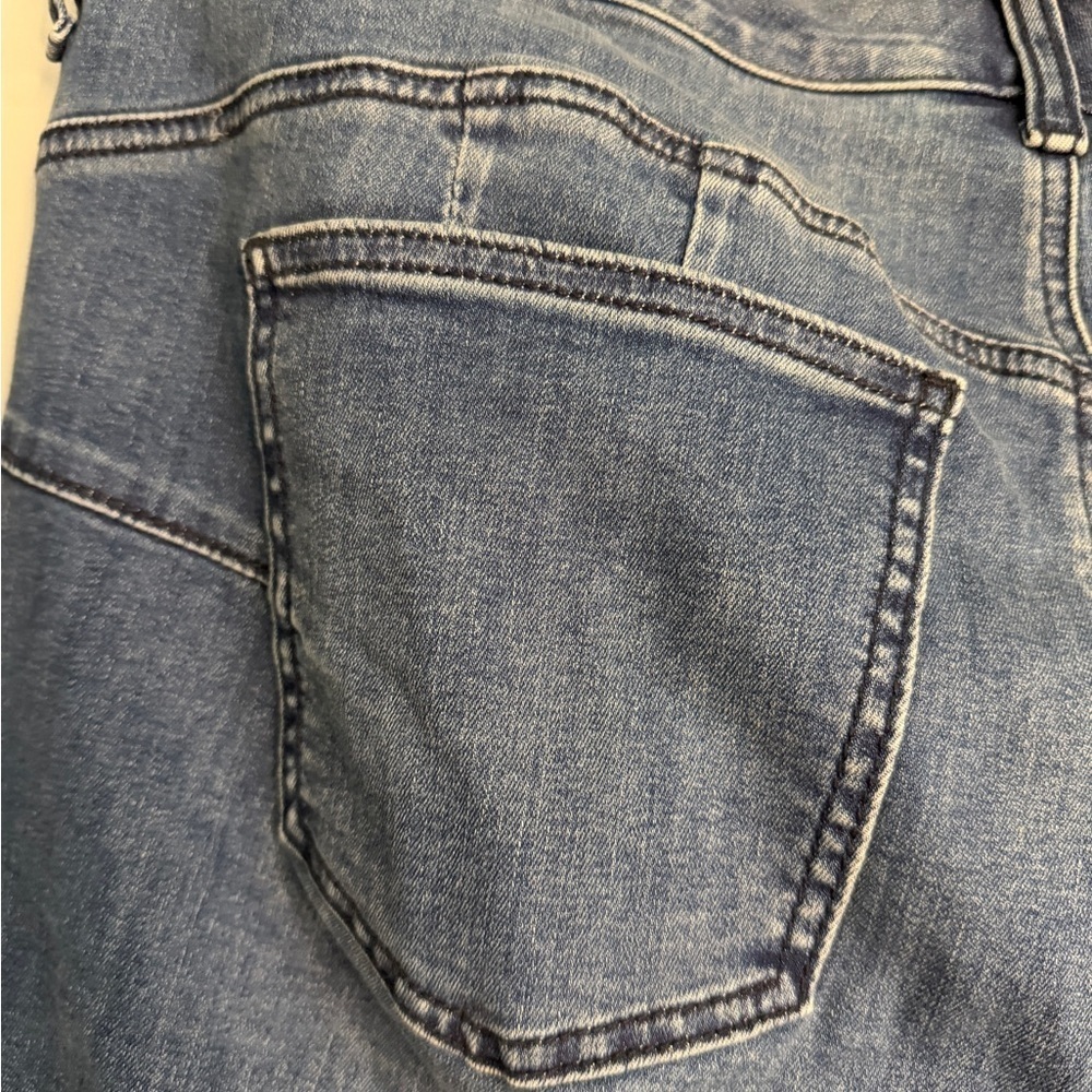 Torrid Bombshell Skinny Jeans Super Soft Medium Wash High Rise 20R - Picture 6 of 7